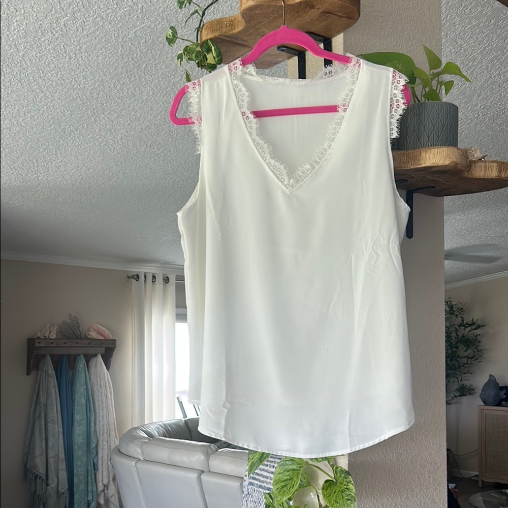 Elegant White Lace Trim Women's Top